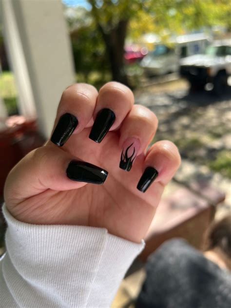 Soho nails hendersonville nc - Enjoy a wide range of services in a comfortable and luxurious setting. We are excited to serve you! menu services. 185 INDIAN LAKE BLVD D. HENDERSONVILLE, TN 37075. Mon – Sat: 9am – 7pm. Sun: 11am – 6pm.